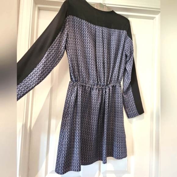 SEA New York SILK Cross Over Neck Tie Drawstring Waist LS Blue Black Dress EUC 6 - Picture 11 of 16